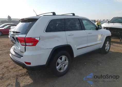 2013 Jeep Grand Cherokee Laredo z USA, uszkodzony, nr VIN 1C4RJEAG4DC648572